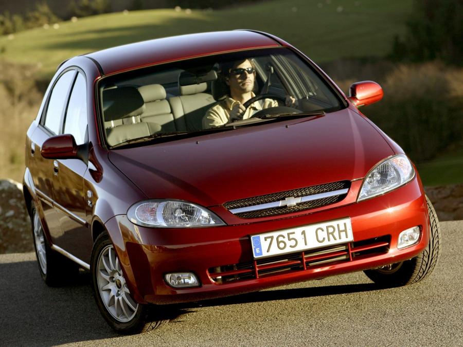  Chevrolet Lacetti Hatchback 2004 года  (фото 11 из 26)